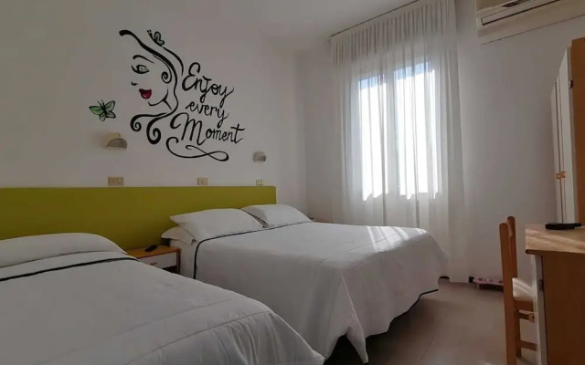 Kristalex Pet Friends Hotel