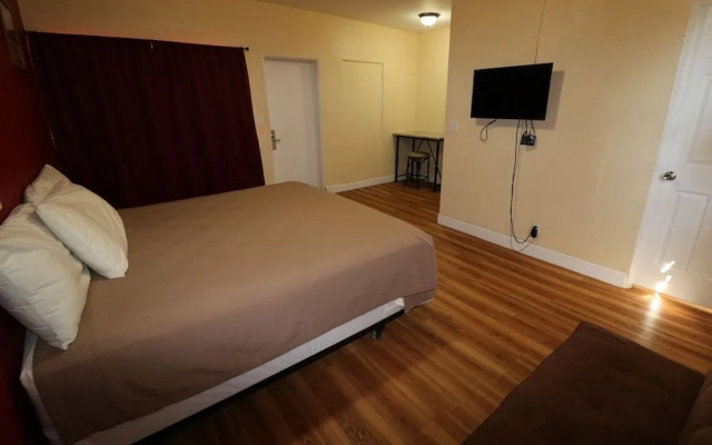 Sandman Inn Motel
