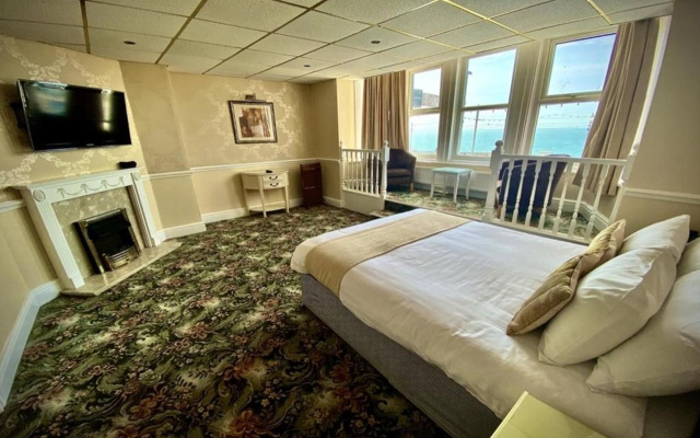 Doric Hotel