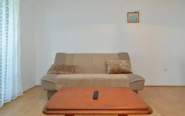 Apartment 1725