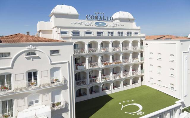 Hotel Corallo вид на фасад