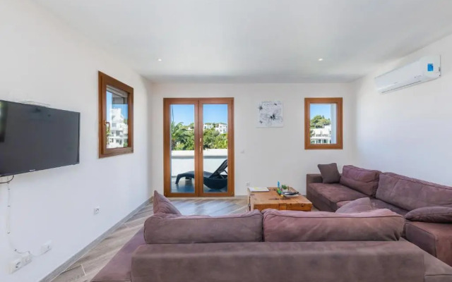 Beach Apartment 11