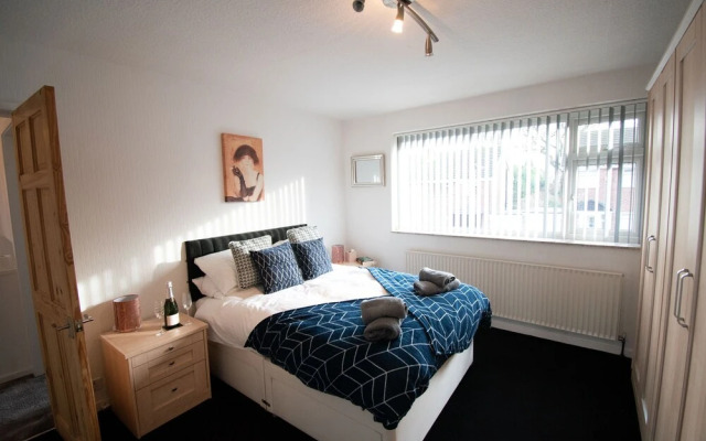 Ideal Lodgings in Whitefield