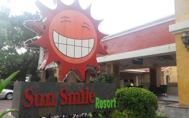 Отель Sunsmile Resort Pattaya Паттайя вид на фасад