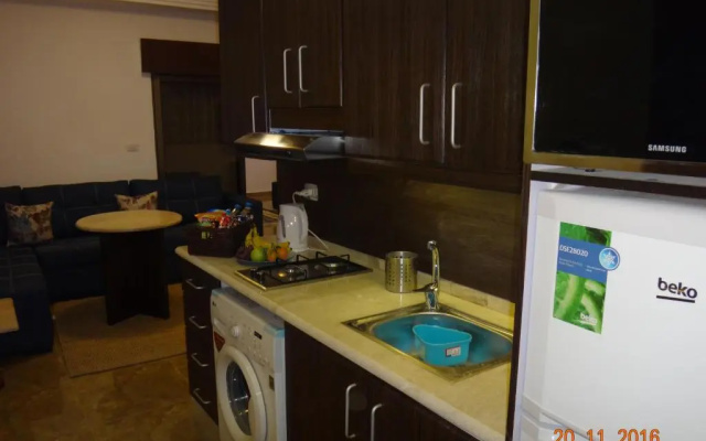 Royal Luxury Apartments & Studios 2