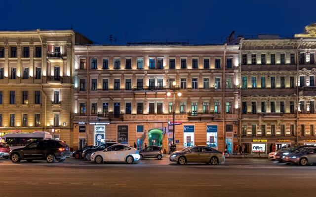 Отель Spb2Day Nevskiy 81 Санкт-Петербург вид на фасад