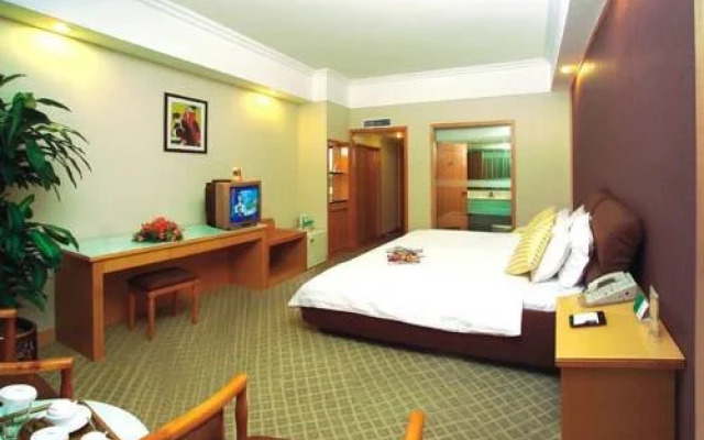 Golden Lake Guang Dong Hotel
