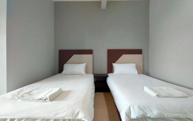 OYO 89934 Rose Village Inn & Spa