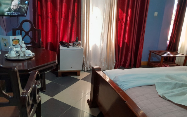 Gr City Hotel