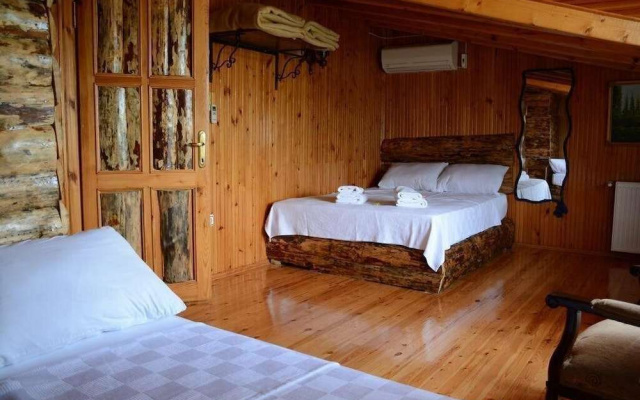 Ala Guesthouse