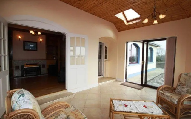 Pooreen House