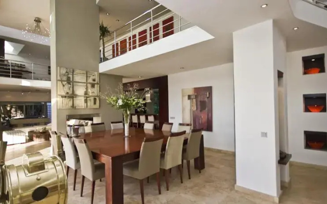 Hollywood Mansion Camps Bay