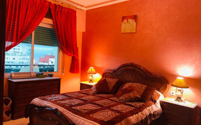 cozy and traditional apartment near the sea wifi!!