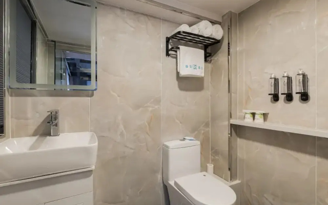 Dequan Chaoyang Park Hotel