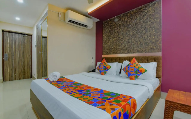 Fabhotel Middleton Desire