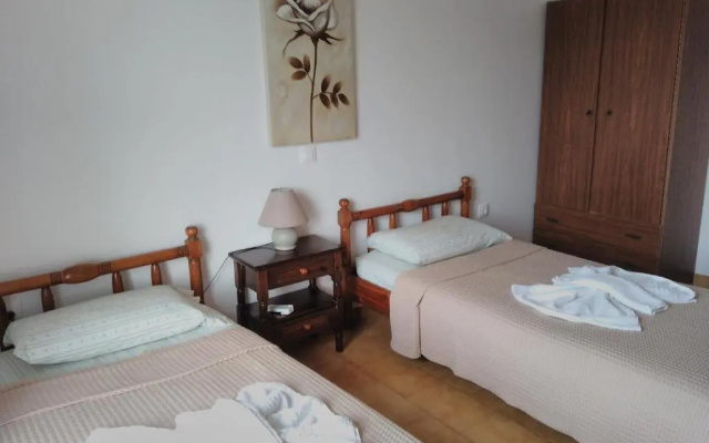 Maria Studios and Apartments