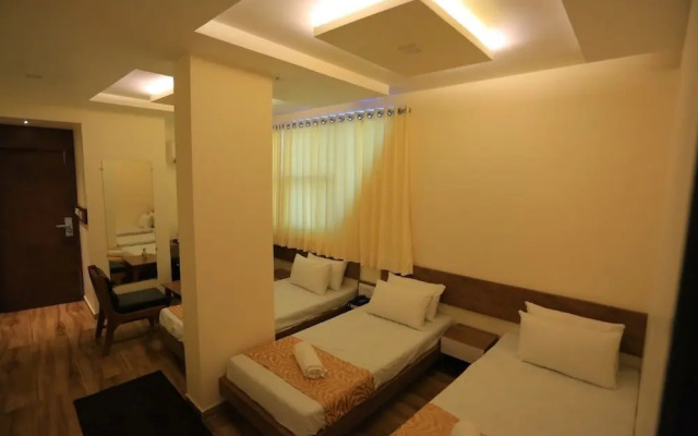 The Grand Raveta