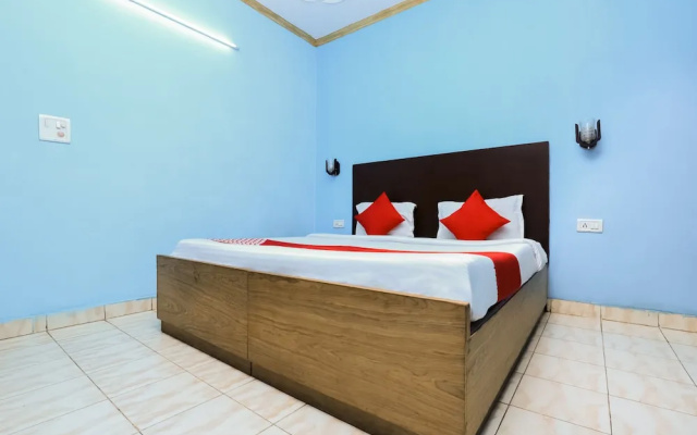Oyo 22135 Hotel Kanishka Palace