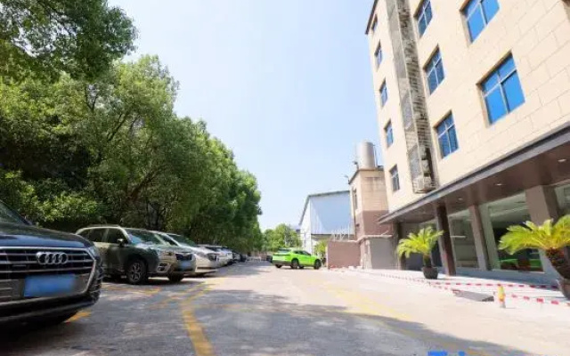 Ying Fa Hotel