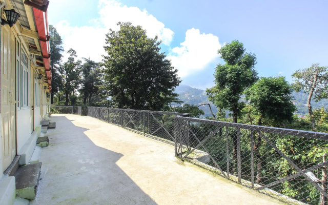 OYO Home 78709 Vibrant Stay Mussoorie