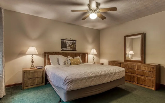 Pinecrest Townhomes
