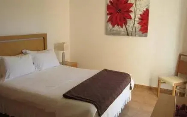Jardim da Meia Praia Apartment