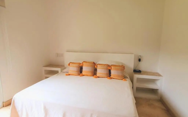 Departamento con Club Playa Acapulco Diamante 4Rec