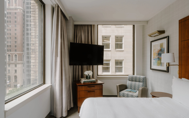 Club Quarters Hotel, Central Loop, Chicago