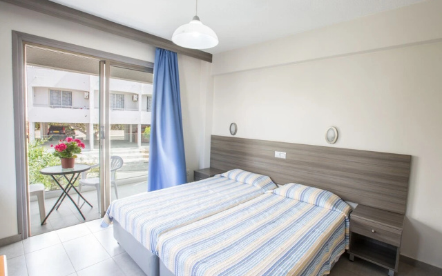 Ayia Napa Holiday Apartment So2