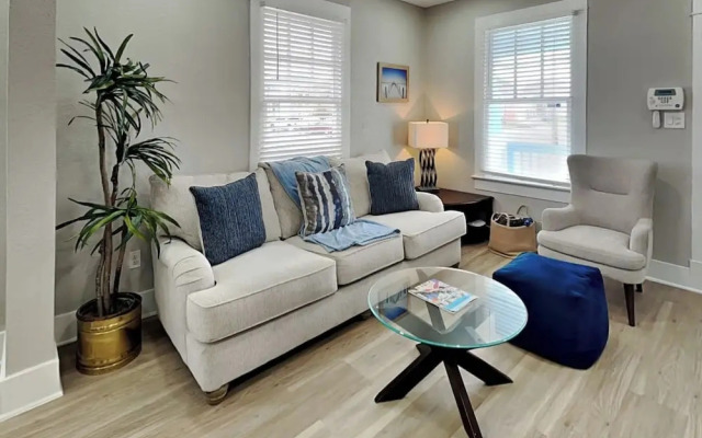 Blue Oasis Retreat