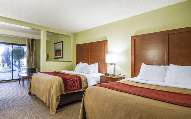Comfort Inn & Suites Black River Falls I-94
