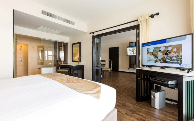 Deevana Plaza Phuket
