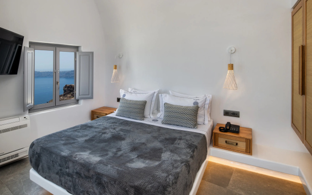 Eteoro Suites