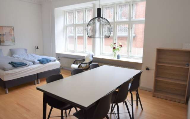 Отель Cosy Apartment in the Heart of Århus Дания, Орхус - отзывы, цены и фото номеров - забронировать отель Cosy Apartment in the Heart of Århus онлайн в номере