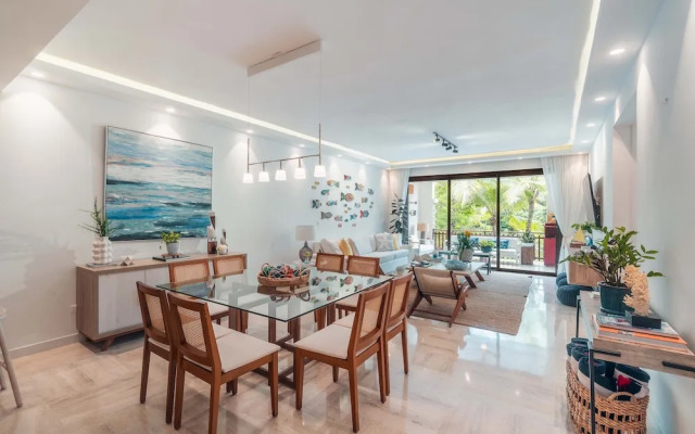 Portillo Residences 2BR Apartment Pool and Beach