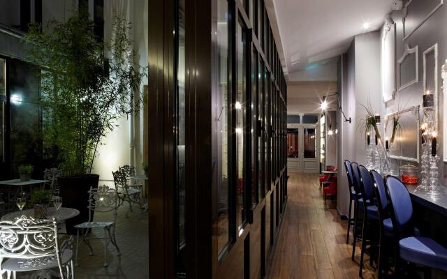 Hotel Mademoiselle вид на фасад
