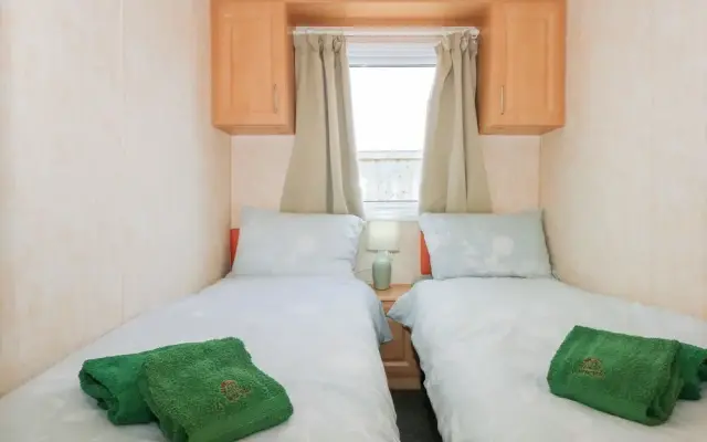 Ty Newydd Caravan