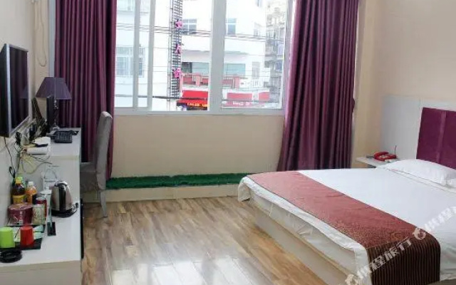 Huijuge City Inn