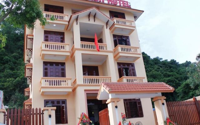 Thien Thach Hotel