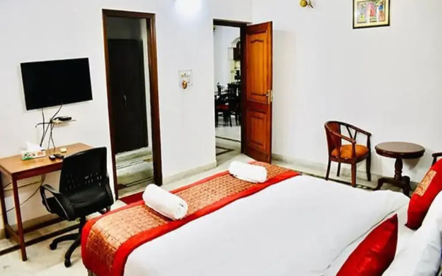 Fabhotel Noida Dreamz
