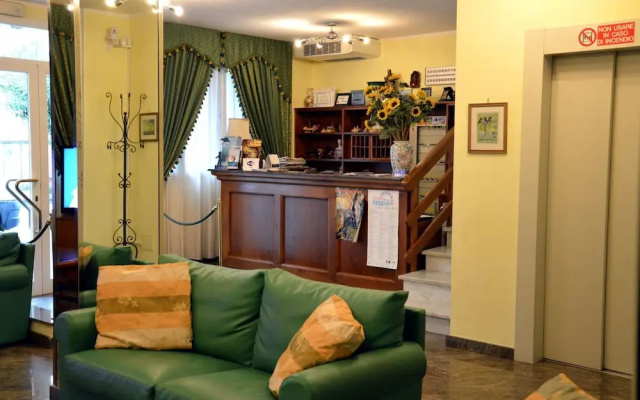 Hotel Astoria