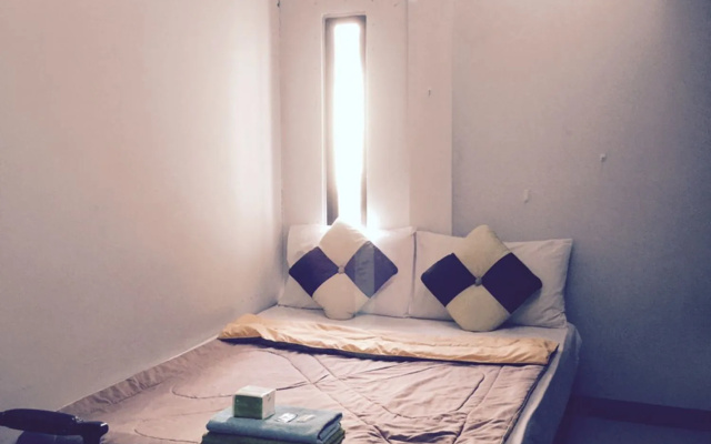 Nine Place Sukhumvit 40 - Hostel