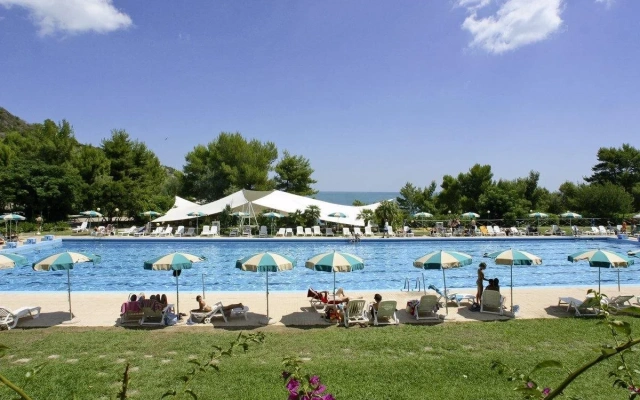 Pugnochiuso Resort