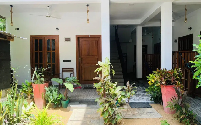 Elite Bay Arugambay