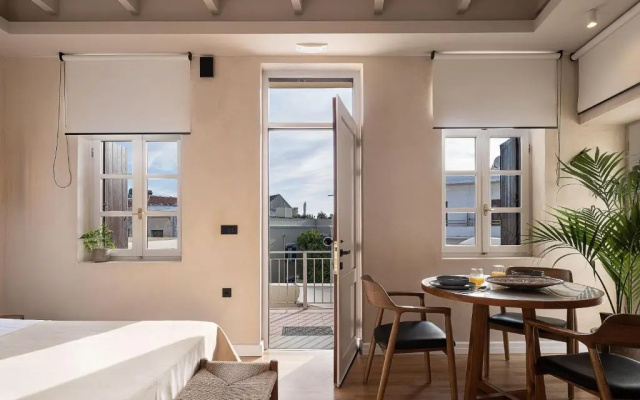 Lithinon Luxury Suites