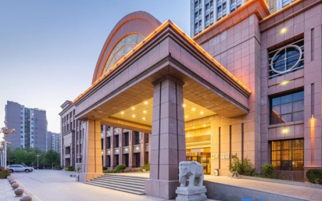 Wanzhou Loulan Hotel
