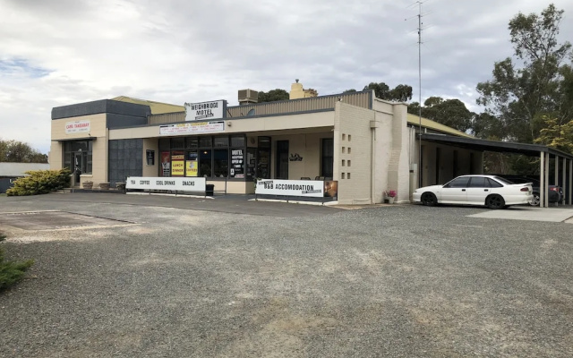 Truro weighbridge motel