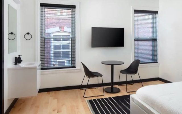 4003 Chestnut | 3B