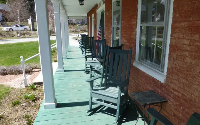 The Birchwood Inn