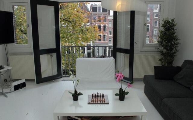 Hampshire Hotel Prinsengracht вид на фасад